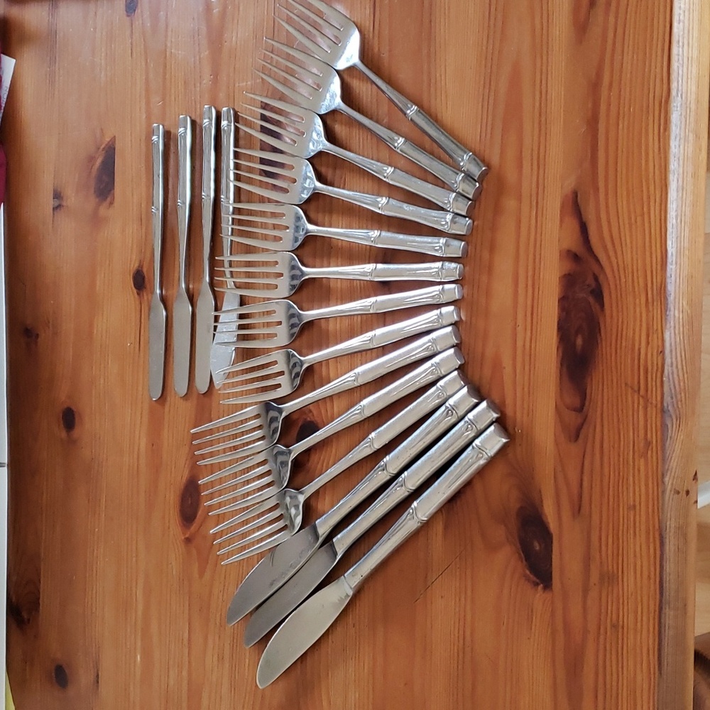 18 pcs Oxford hall Bamboo  forks,  knife, butter spread flatware silver